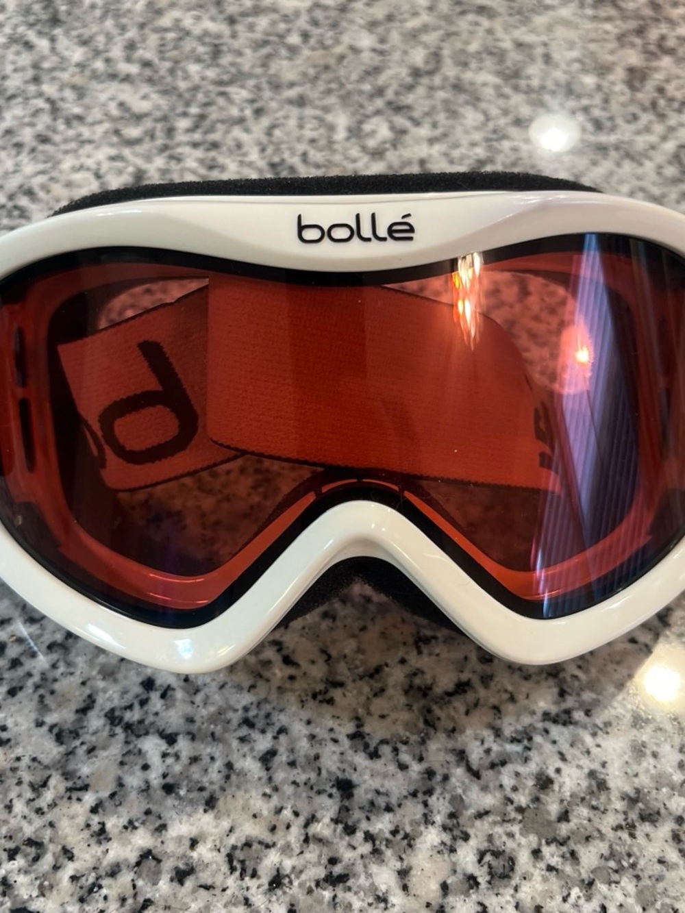 bollé White Frame Red Lens Ski Goggles